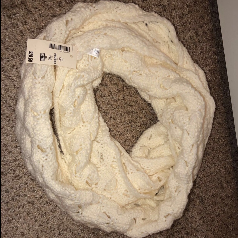 infinity scarf